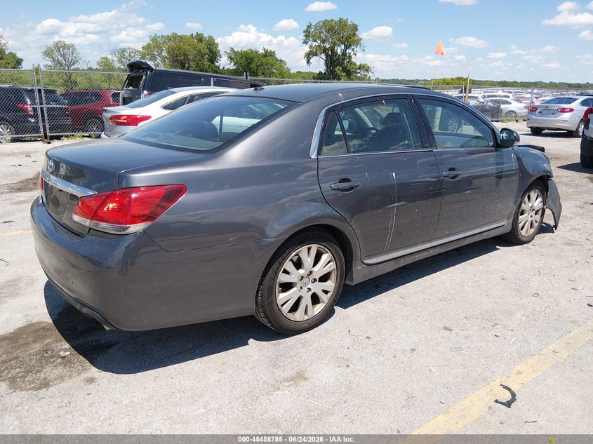 2011 TOYOTA AVALON auction photo 4