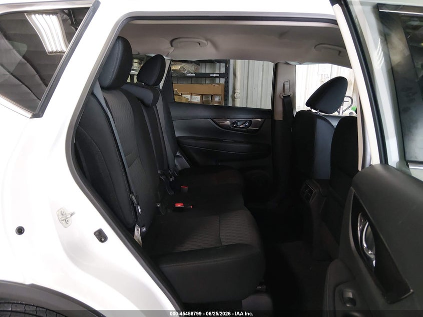 2019 NISSAN ROGUE auction photo 8