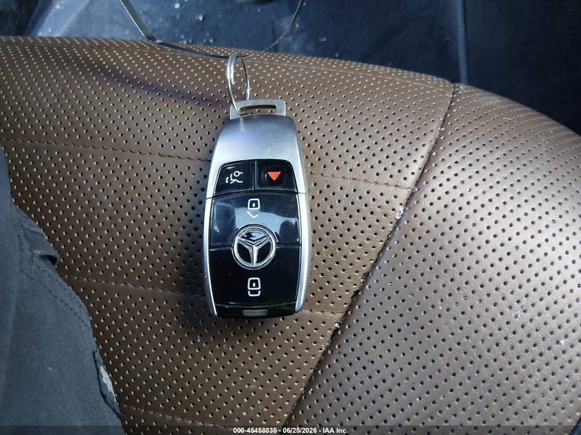 MERCEDES-BENZ S 560 2020 VIN WDDUG8GB1LA520439