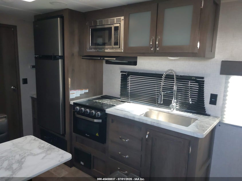 2021 FOREST RIVER DELLA TERRA 250BH auction photo 7