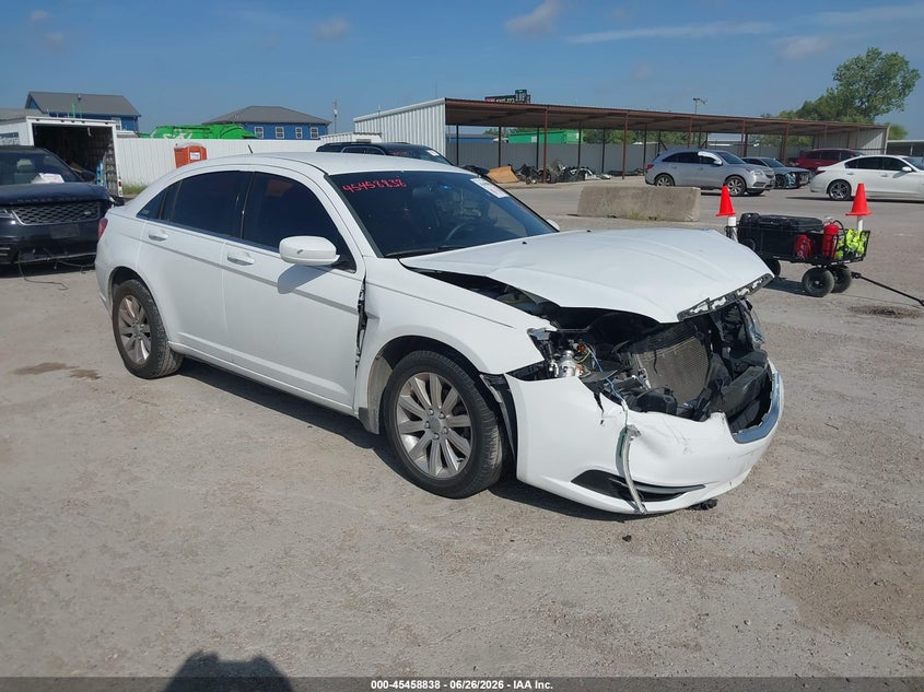 2013 Chrysler 200 Touring