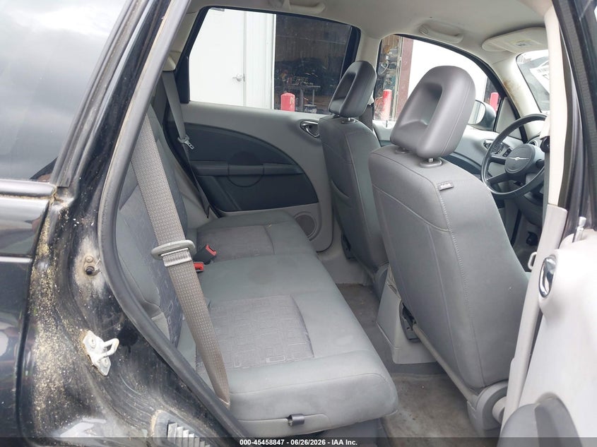 2010 CHRYSLER PT CRUISER auction photo 8