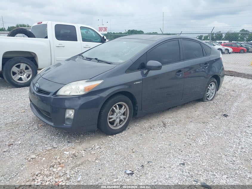 2011 TOYOTA PRIUS auction photo 2