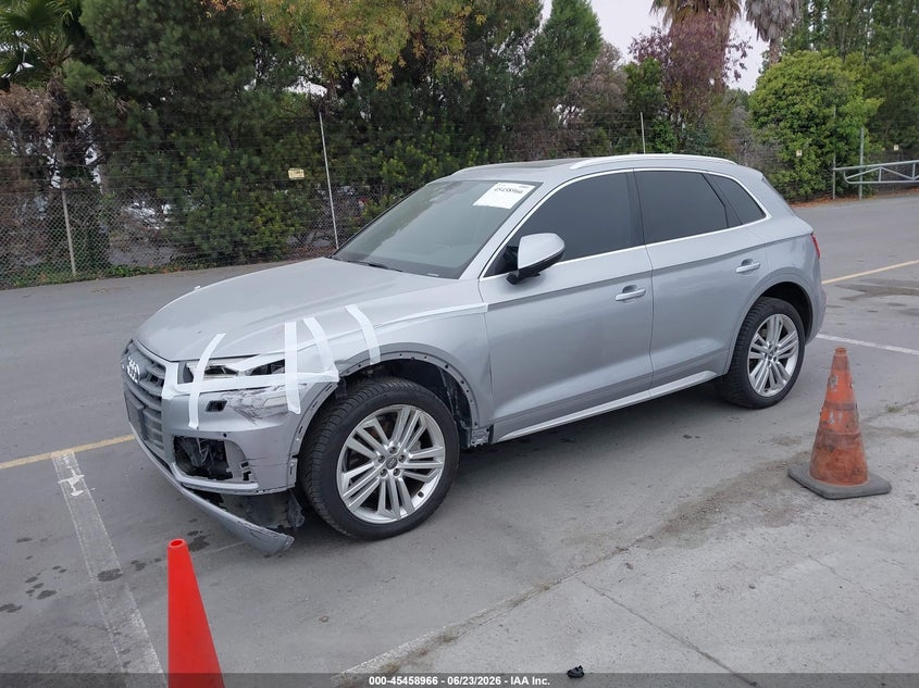 2018 Audi Q5 2.0t Premium WA1BNAFY5J2076732 photo 1