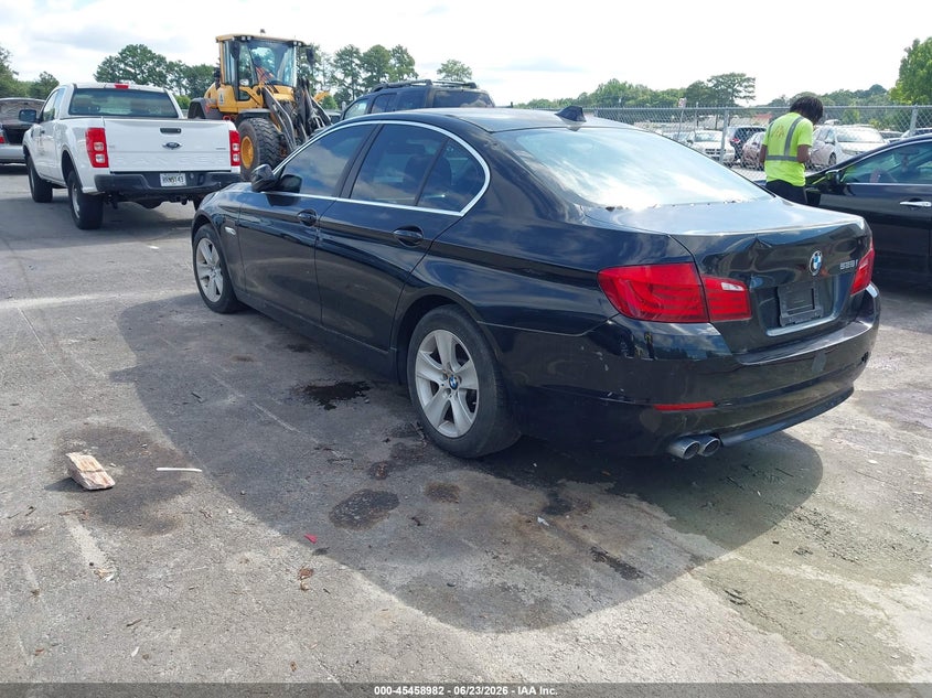 Vin: wbafr1c54bc747533, lot: 45957095, bmw 528i 20113