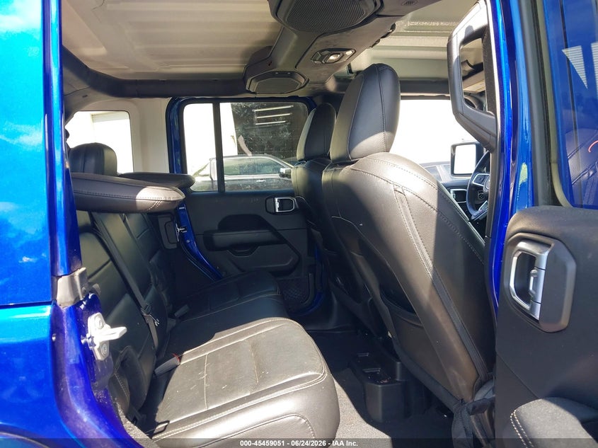 AtlanticExpress - Jeep Wrangler Unlimited