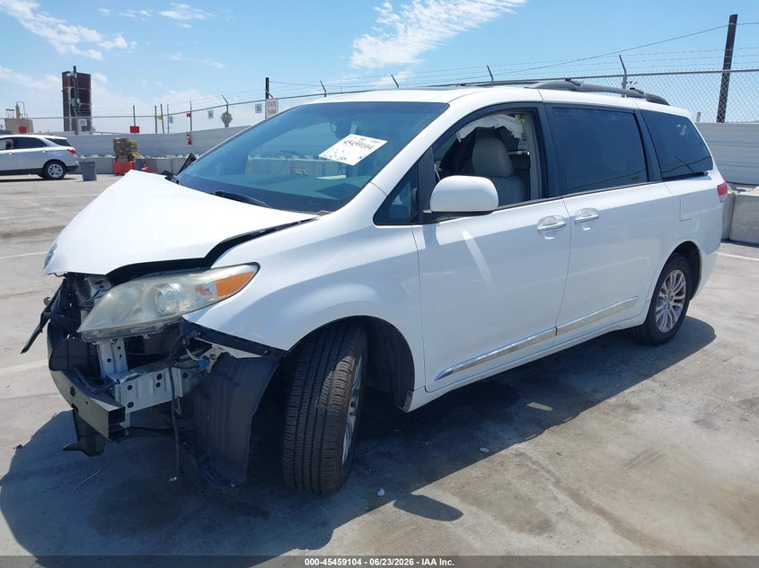 2013 TOYOTA SIENNA VAN 3.5L V-6 DOHC, VVT, 266HP