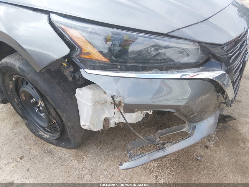 2025 NISSAN ALTIMA auction photo 6