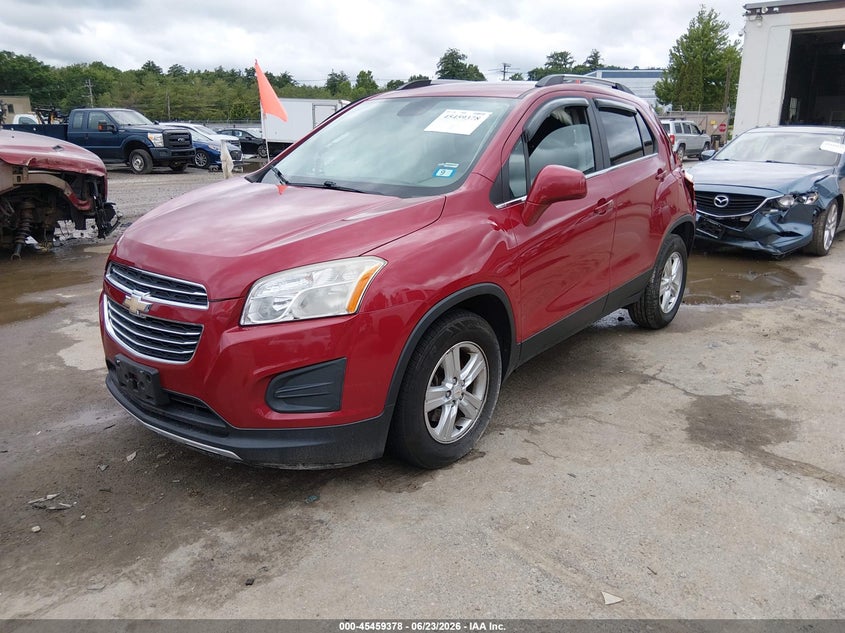2015 CHEVROLET TRAX auction photo 2