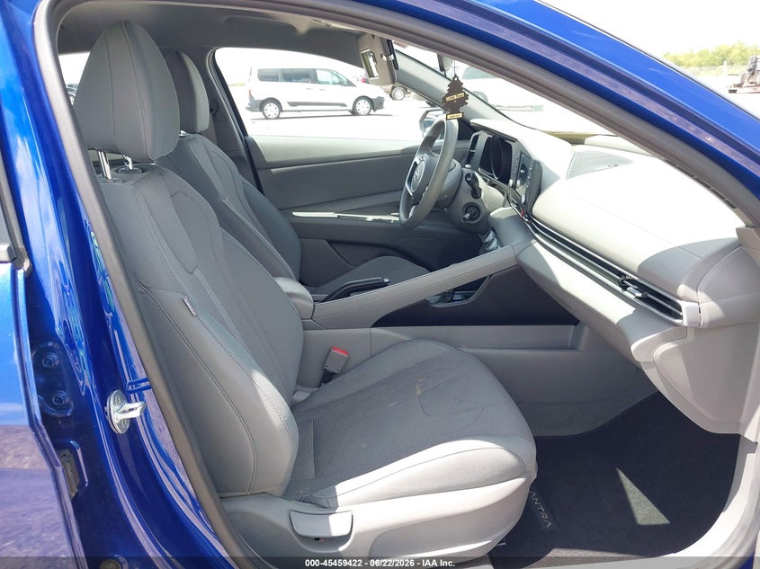 AtlanticExpress - Hyundai Elantra