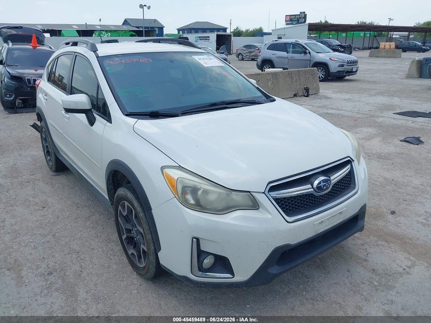 2017 SUBARU CROSSTREK auction photo 1