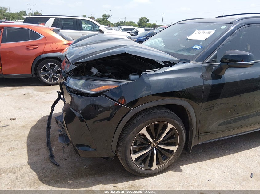 2021 TOYOTA HIGHLANDER auction photo 6