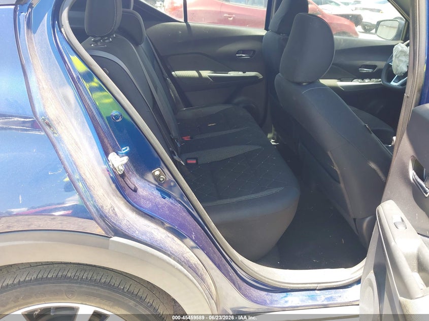 2018 NISSAN KICKS auction photo 8