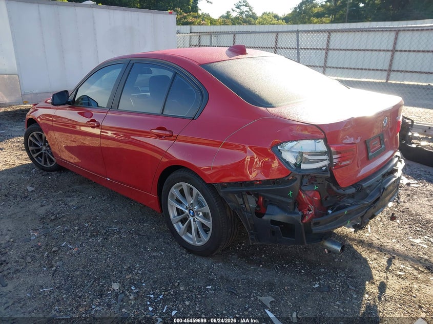 Vin: wba8e1g57gnt36010, lot: 45957812, bmw 320i 20163