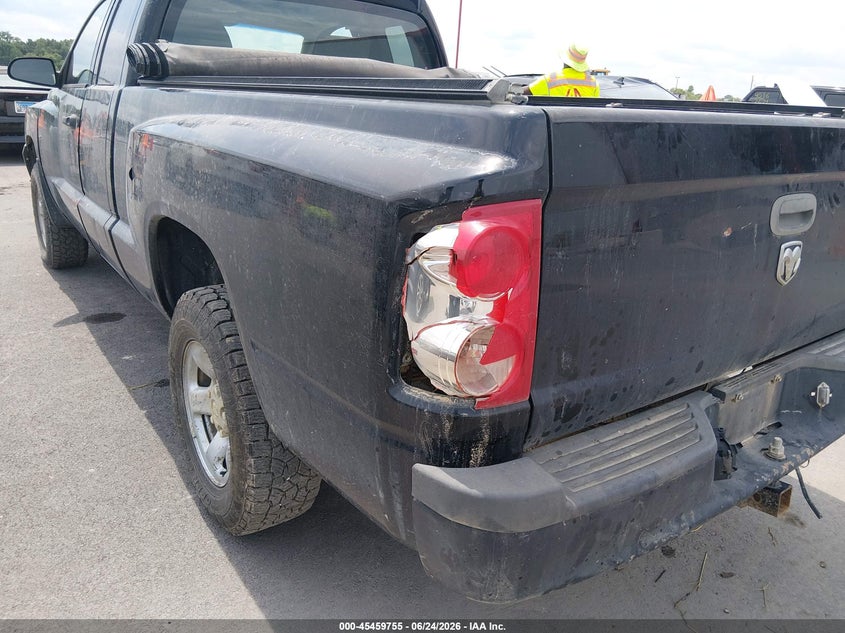 2005 Dodge Dakota St VIN: 1D7HE22K35S258917 Lot: 45459755