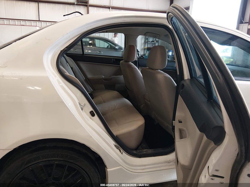 2014 MITSUBISHI LANCER auction photo 8