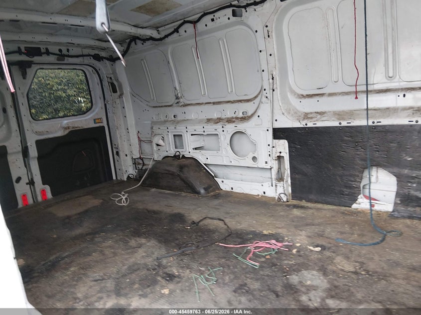 2015 FORD TRANSIT-250 auction photo 8