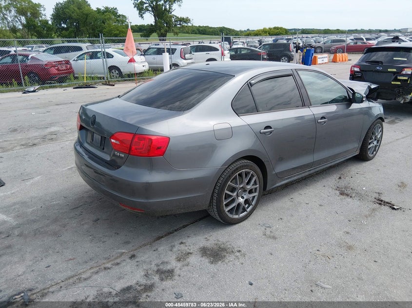 2011 VOLKSWAGEN JETTA auction photo 4