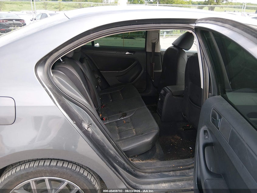 2011 VOLKSWAGEN JETTA auction photo 8