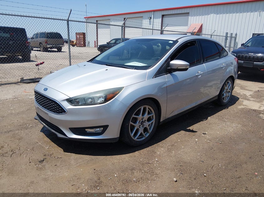 Vin: 1fadp3f22fl255415, lot: 45957906, ford focus se 20152