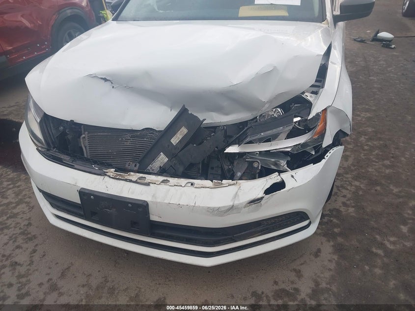 2016 VOLKSWAGEN JETTA auction photo 6