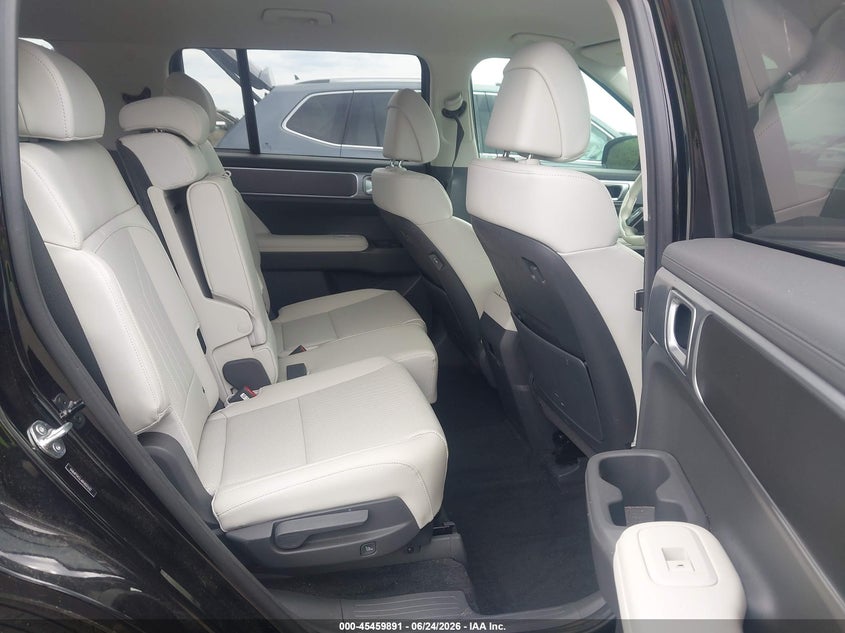 2024 HYUNDAI SANTA FE auction photo 8