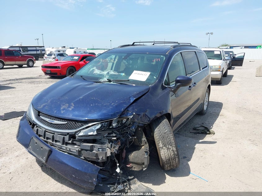 Vin: 2c4rc1cg0lr210914, lot: 45958245, chrysler voyager lx 20202