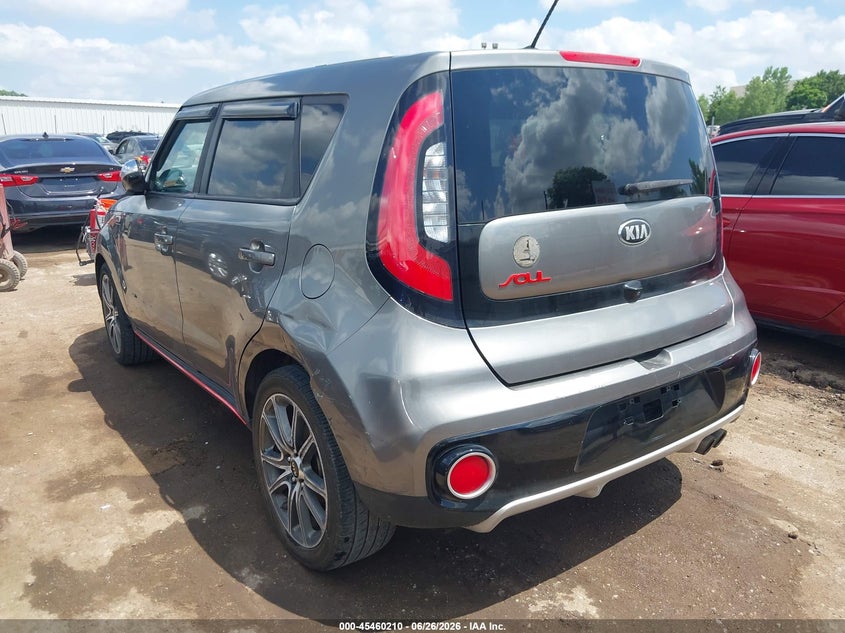 2017 KIA SOUL auction photo 3