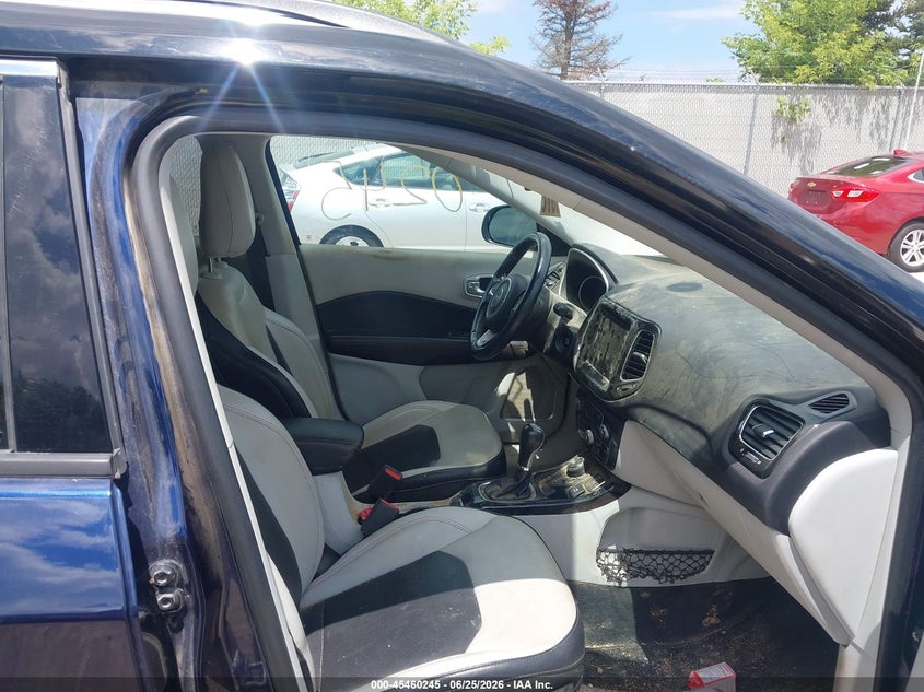 2019 JEEP COMPASS auction photo 5