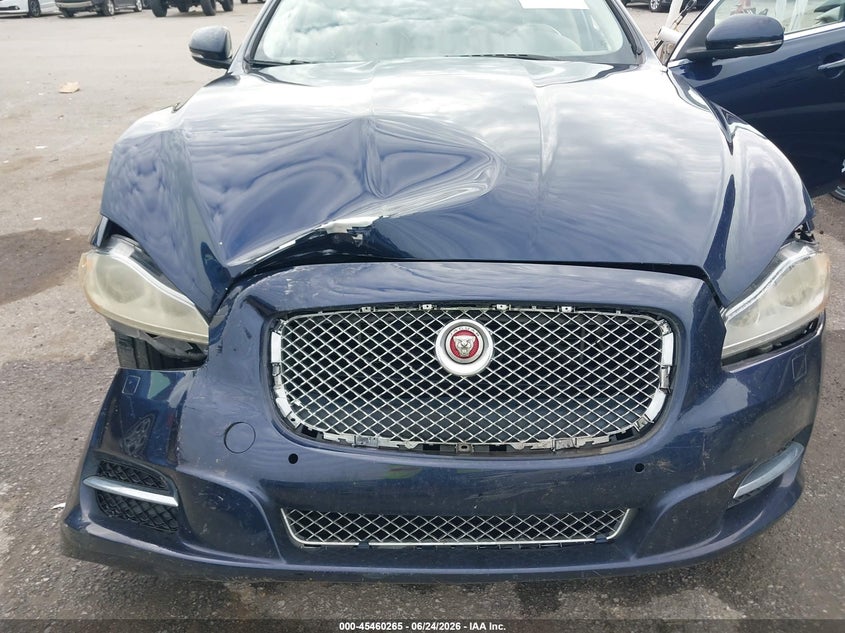 2015 Jaguar Xj Xjl Portfolio VIN: SAJWA2GZ6F8V81572 Lot: 45460265