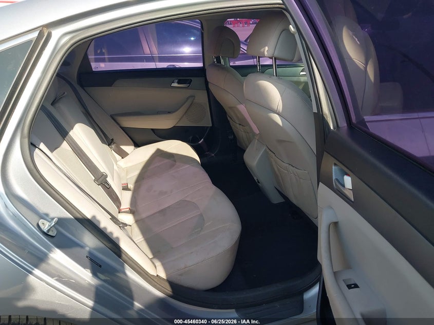 2015 HYUNDAI SONATA auction photo 8