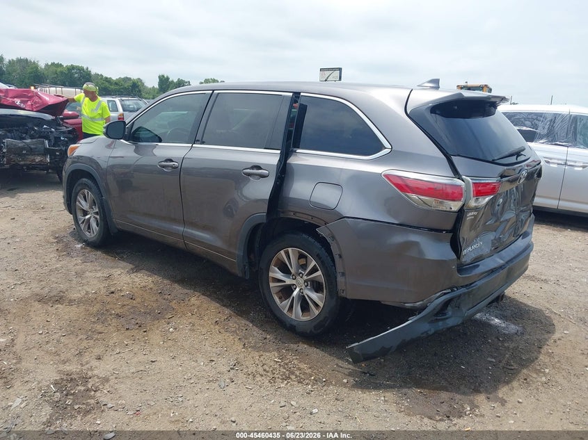 2015 TOYOTA HIGHLANDER auction photo 3