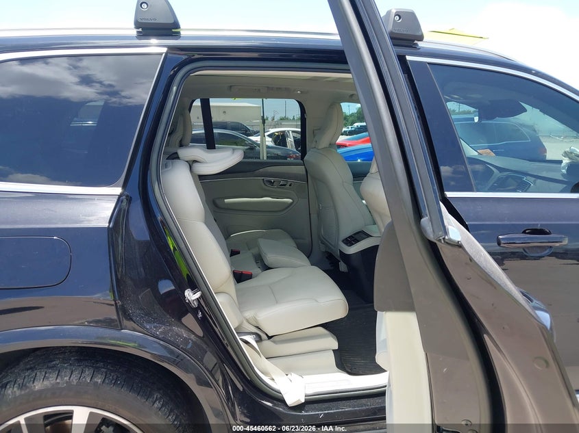 2023 Volvo Xc90 B6 Plus 7-Seater VIN: YV4062PN5P1903788 Lot: 45460562