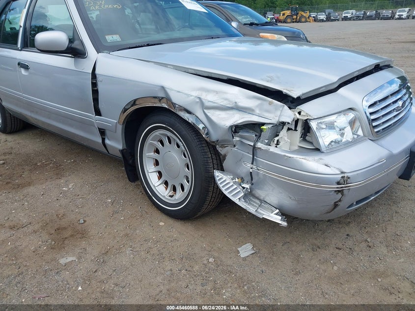 2001 Ford Crown Victoria Lx VIN: 2FAFP74W11X201234 Lot: 45460588