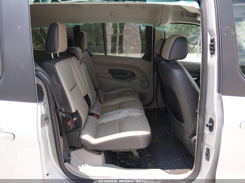 2017 FORD TRANSIT CONNECT auction photo 8