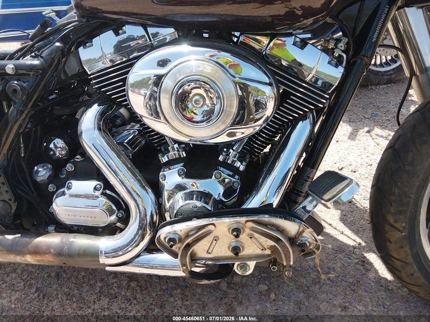 2011 Harley-Davidson Flhx VIN: 1HD1KBM16BB654049 Lot: 45460651