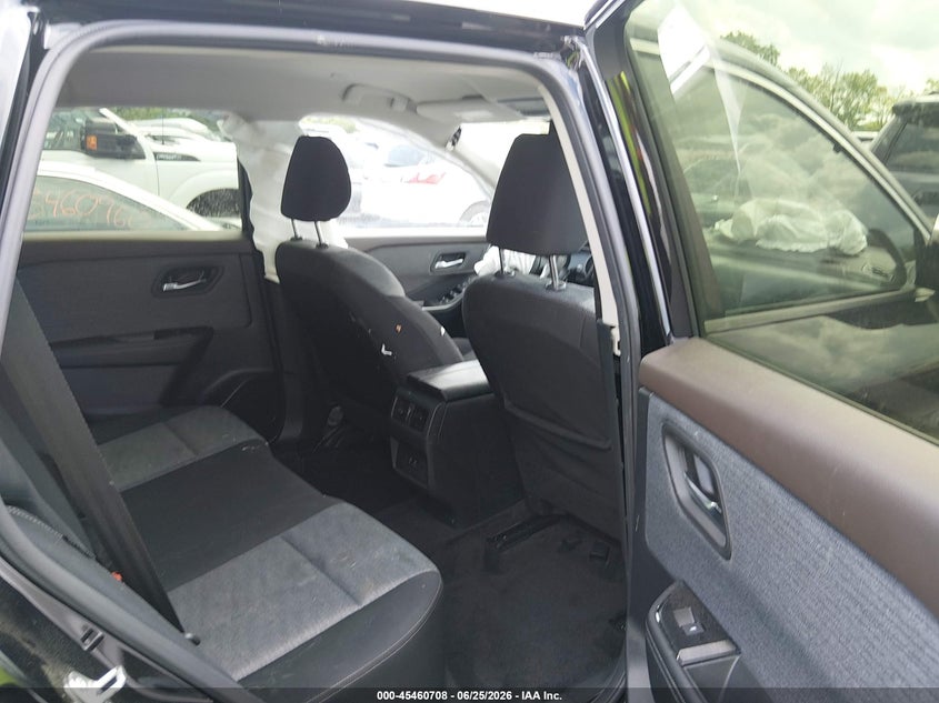 2023 NISSAN ROGUE auction photo 8