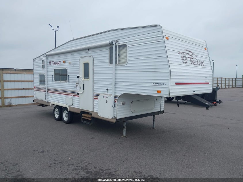2002 Fleetwood Terry Freedom 275A 5TH Whl Travel Trailer