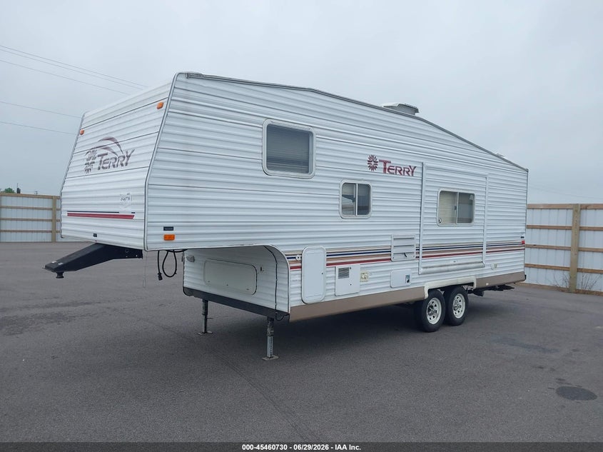 2002 FLEETWOOD TERRY FREEDOM 275A 5TH WHL TRAVEL TRAILER auction photo 2