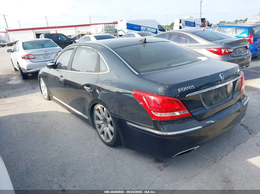 2013 HYUNDAI EQUUS auction photo 3