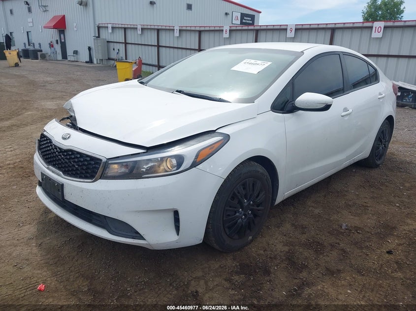 2017 KIA FORTE auction photo 2
