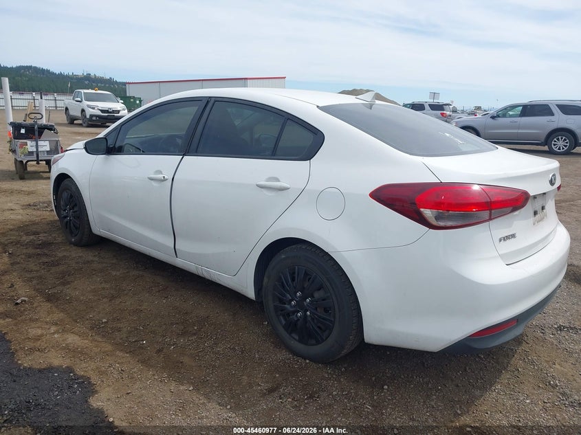 2017 KIA FORTE auction photo 3