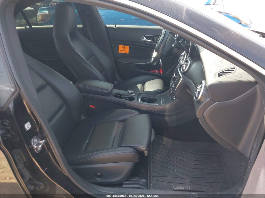 2019 MERCEDES-BENZ CLA 250 — zdjęcie 5