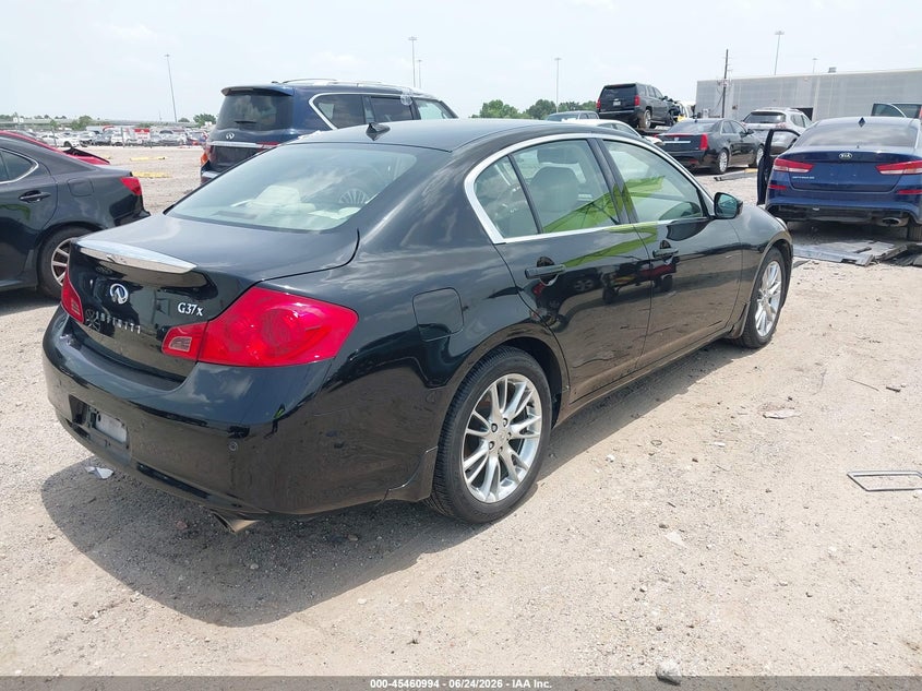 2011 INFINITI G37X auction photo 4