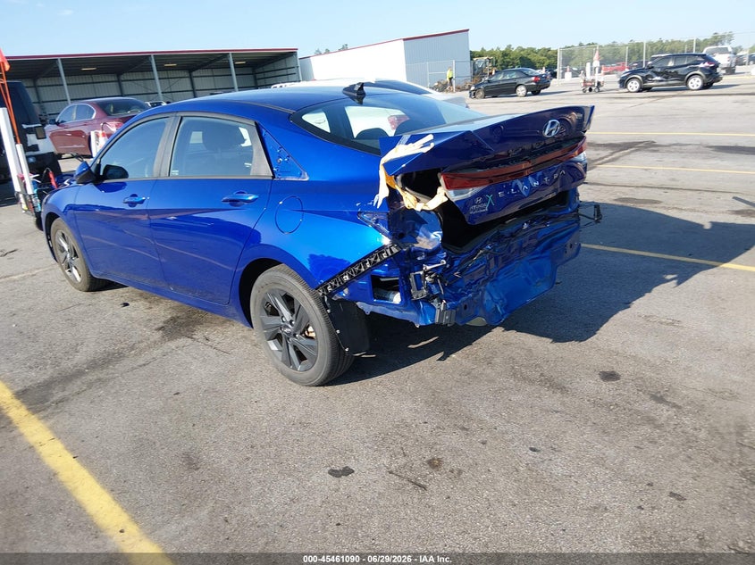 2022 HYUNDAI ELANTRA auction photo 3