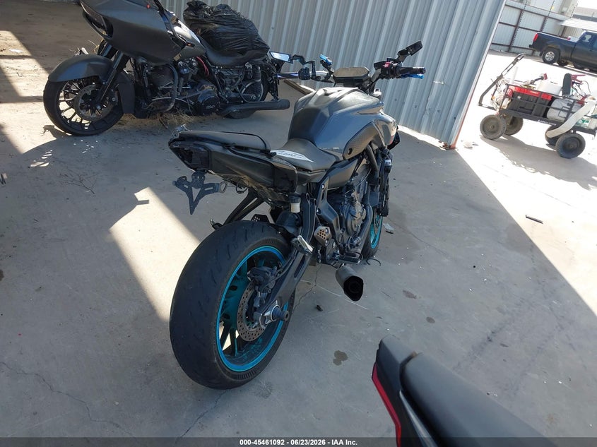 2022 YAMAHA MT07 auction photo 4
