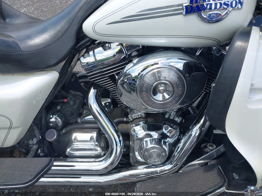 2006 Harley-Davidson Flhtcui VIN: 1HD1FCW196Y695138 Lot: 45461100