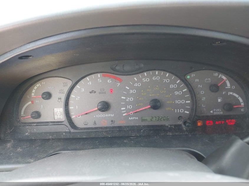 2004 Toyota Sequoia Sr5 V8 VIN: 5TDBT44A94S214613 Lot: 45461232