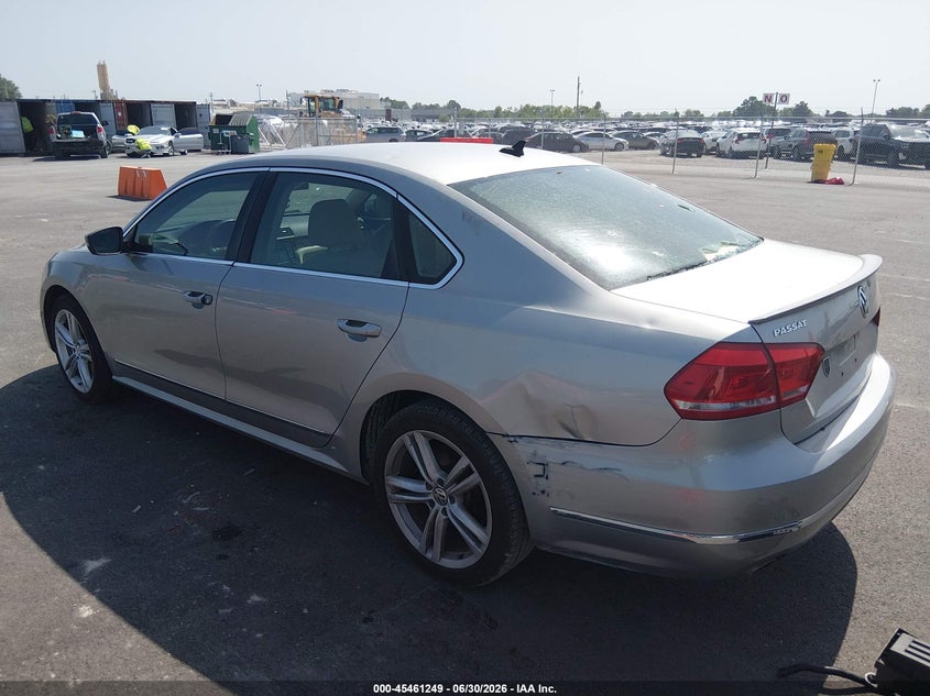 2013 VOLKSWAGEN PASSAT SEDAN 2.0L I-4 DI, DOHC, TURBO, 140HP