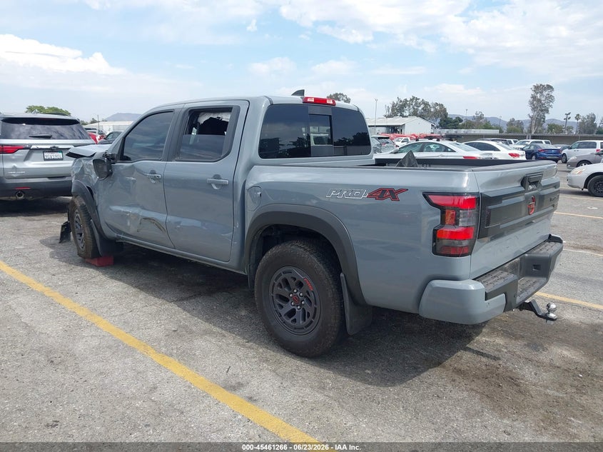 2025 NISSAN FRONTIER auction photo 3